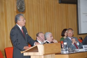 写真:スピーチする日本財団の笹川陽平会長