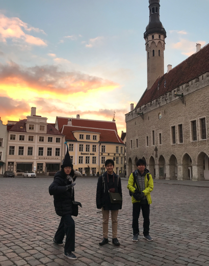 写真;エストニアへの海岸研修に参加したスカラー候補生たち