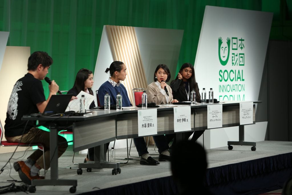 写真:18歳意識調査セッションの様子