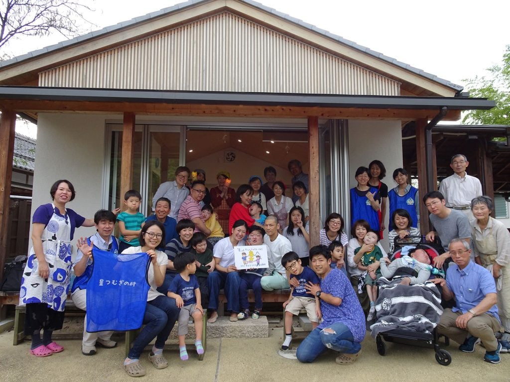 写真:参加者の集合写真