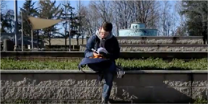 「Elsewhere」のワンシーン