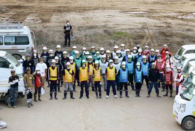 写真:現場で活動した方々の集合写真