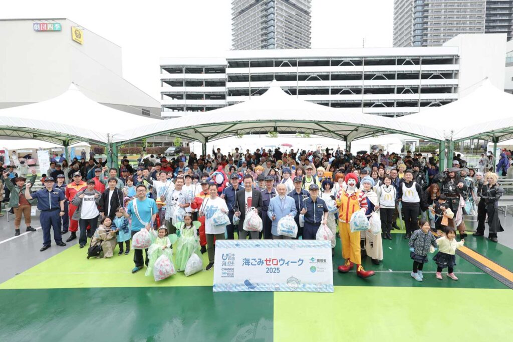 写真：参加者の集合写真