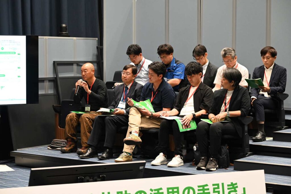 写真:トークセッションでの登壇者たちの様子